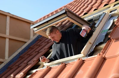 Pose de fenêtres de toit Velux à Perrex